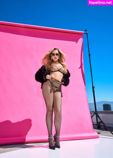 Slimthick Vic OnlyFans Thumbnail #d7pJOzClpX