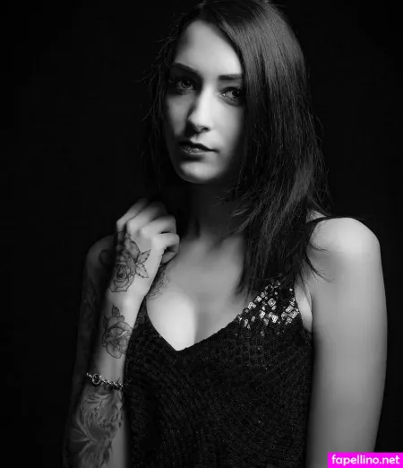 Slinak OnlyFans Thumbnail #Iig4zUMw9J