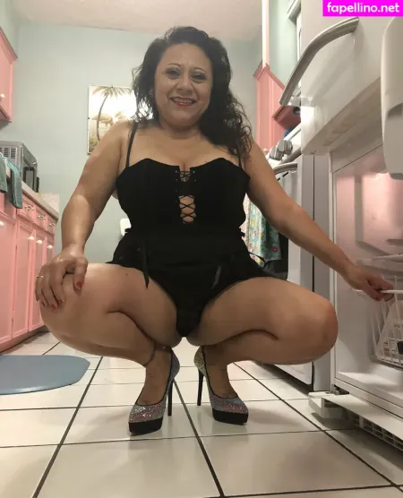 Slinkydrinks OnlyFans Thumbnail #kAl3MB7t42