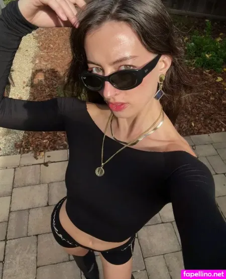 Slugwifey OnlyFans Thumbnail #7QF1uOdl3X