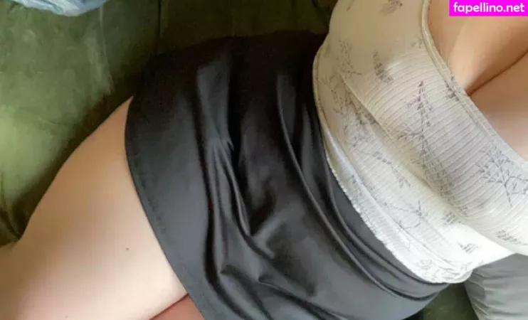 Slushiekitten OnlyFans Thumbnail #vZlzqBl1Ko