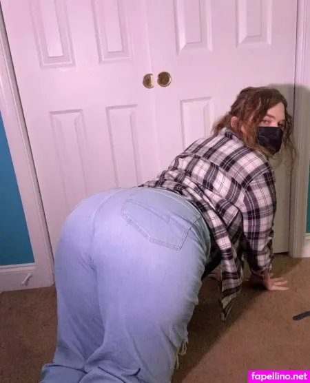 Sluttyshyemily OnlyFans Thumbnail #Gzb6cswWHm