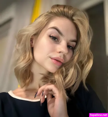 Sly Karina OnlyFans Thumbnail #05l5Wui6KC