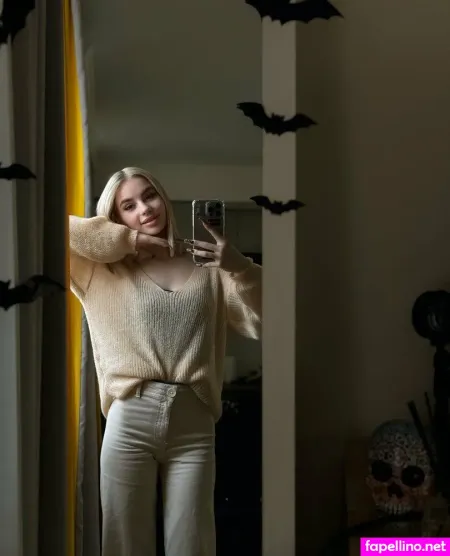 Sly Karina OnlyFans Thumbnail #BqPUxDXIoT