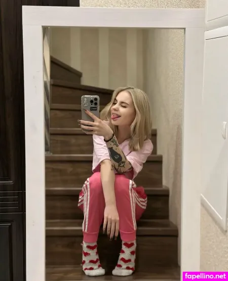 Sly Karina OnlyFans Thumbnail #QPNZyeVE5k