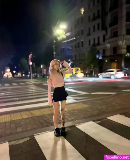 Sly Karina OnlyFans Thumbnail #R0JjuZOCO8