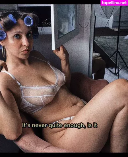 Slybabe OnlyFans Thumbnail #1Y2ymT2MpW