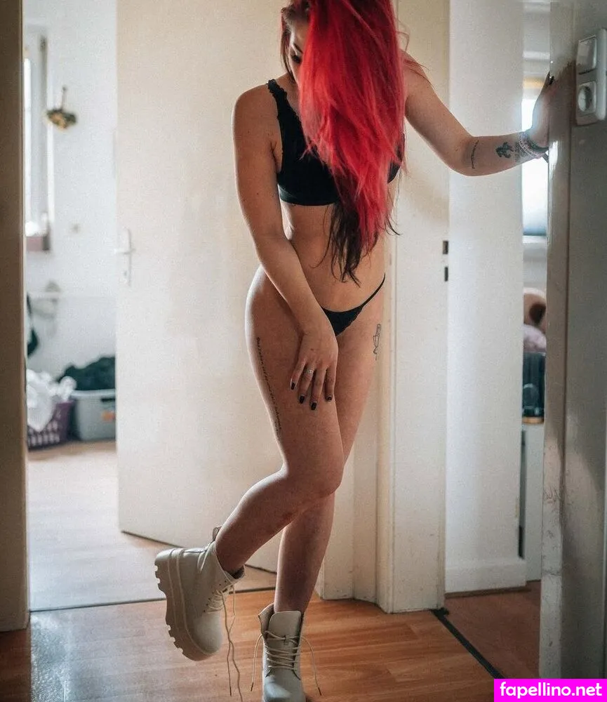 sm0kingred Nude Leaked OnlyFans Photo #cxaEVTXFE3