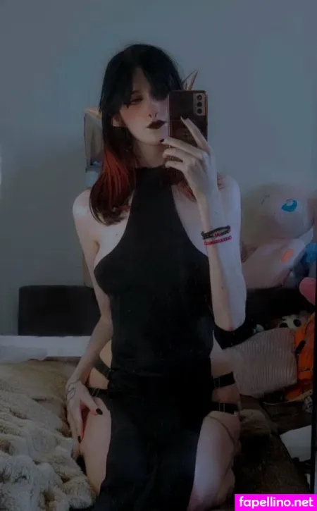 Sm0ltiddym0thgf photo