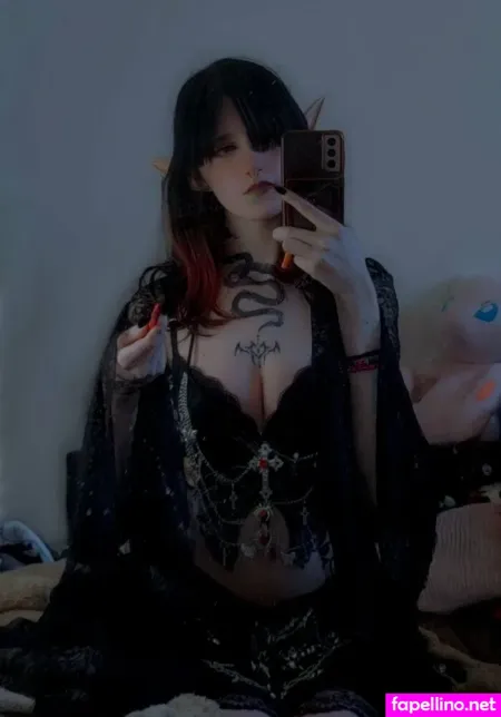 Sm0ltiddym0thgf photo