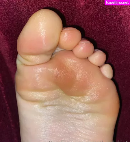 Small Girl Feet OnlyFans Thumbnail #ymN3pIq1ON