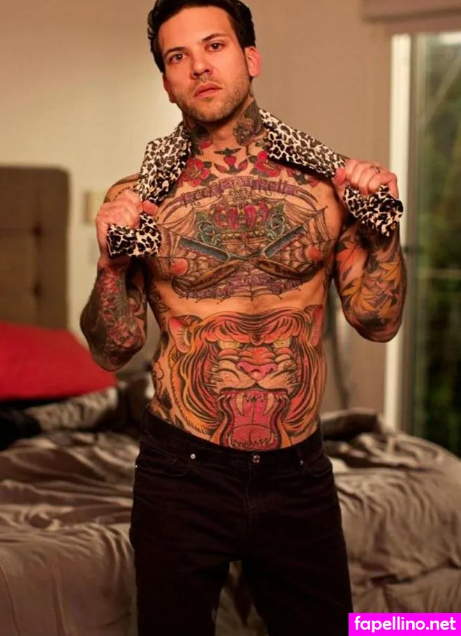 Small Hands Nude Leaked OnlyFans Photo #lKZn0kqLcJ