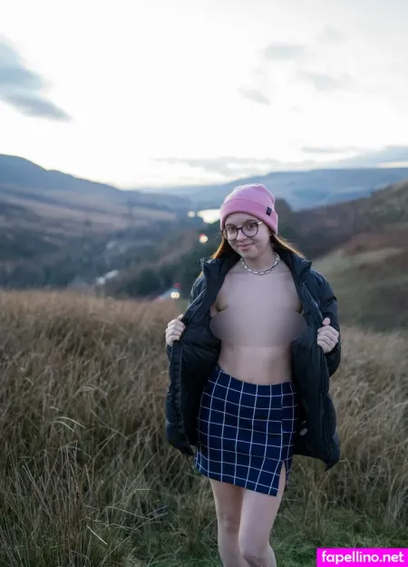 Small Pumpkin22 OnlyFans Thumbnail #lmrBOy2muq