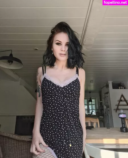 Small Town Sage OnlyFans Thumbnail #TskqQef3ar
