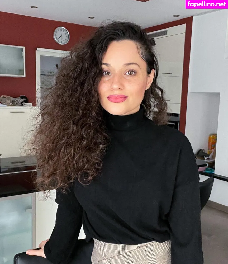 Lika, Smallcurlyfry, small_curlyfry Nude Leaked OnlyFans Photo #HiuRByMbLn