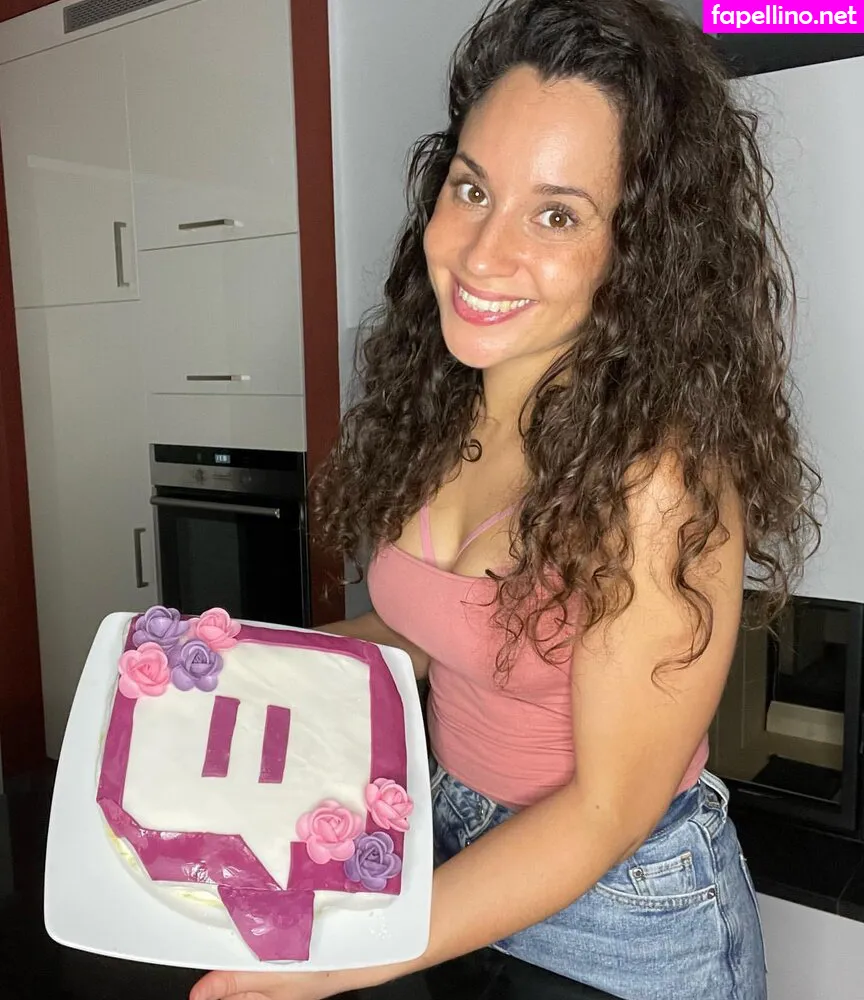 Lika, Smallcurlyfry, small_curlyfry Nude Leaked OnlyFans Photo #uRNrikv3ia