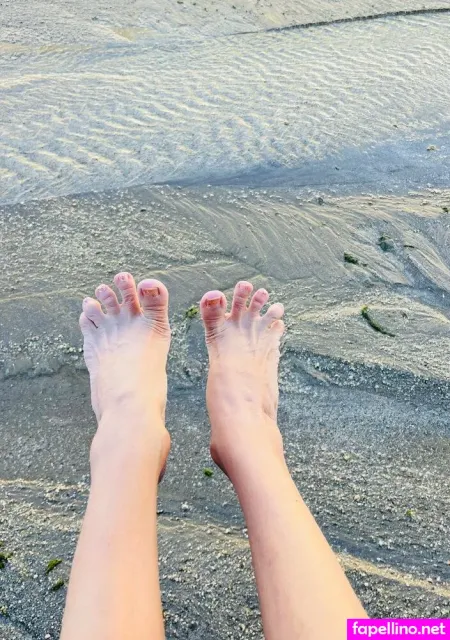 Smallfeetpics OnlyFans Thumbnail #ZJjhm3wQVP