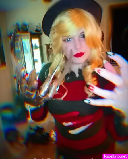 Smallqueenalice OnlyFans Thumbnail #5JNtY57S2R