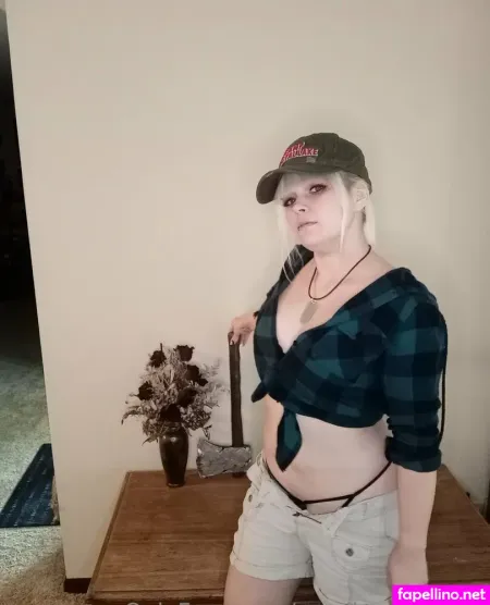 Smallqueenalice OnlyFans Thumbnail #PH5rxE2HrE