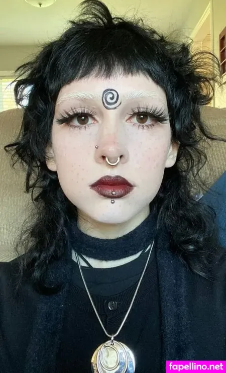 Smallwoundedfawn OnlyFans Thumbnail #h5R84Eee2C