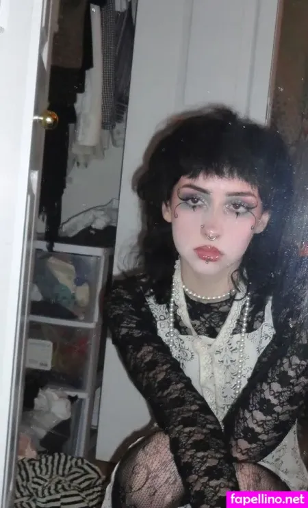 Smallwoundedfawn OnlyFans Thumbnail #uTx98maYxW