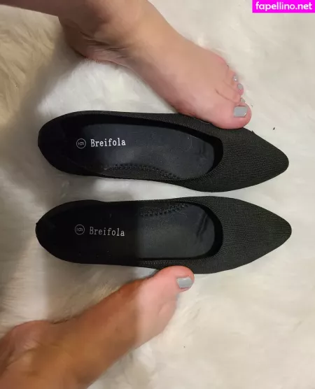 Smelliefeetsweetie OnlyFans Thumbnail #6K2BWJIJG1