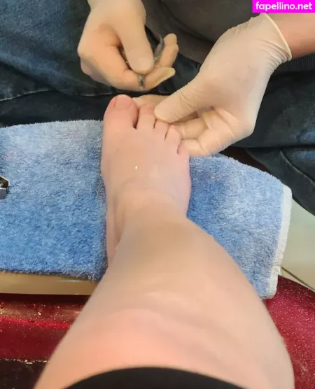 Smelliefeetsweetie OnlyFans Thumbnail #LJ6bYBgd1c
