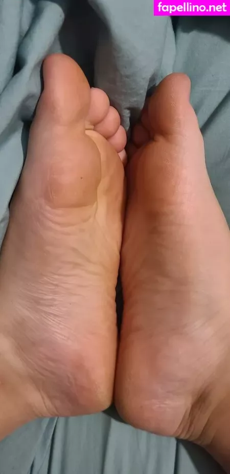 Smelliefeetsweetie OnlyFans Thumbnail #ig2AUK4Rw1