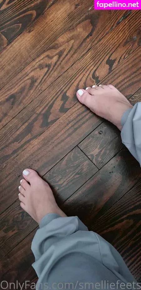 Smelliefeetsweetie OnlyFans Thumbnail #uR9cWxDK8Y
