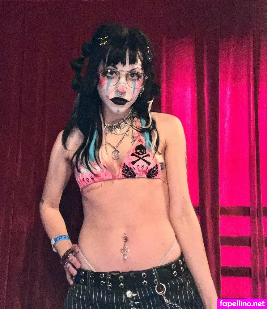 smellystimky, smellystinko, stiinkyclown, stinkytheclown Nude Leaked OnlyFans Photo #cyU4BJ4D3B