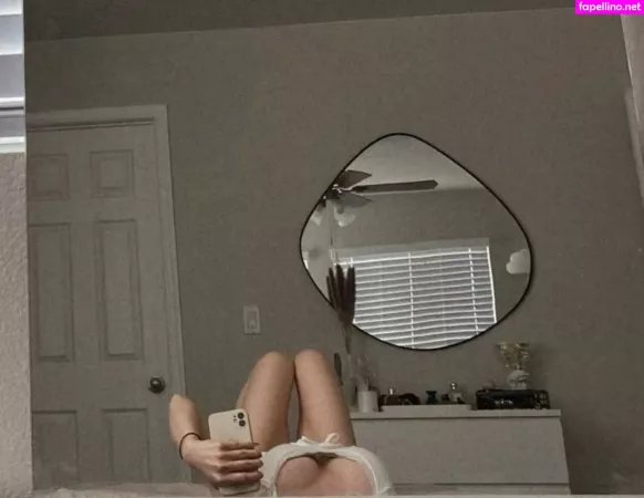 Smexyrosies OnlyFans Thumbnail #60DJyqCdlD