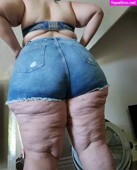 Smil3y420 OnlyFans Thumbnail #NtBr61jeqw