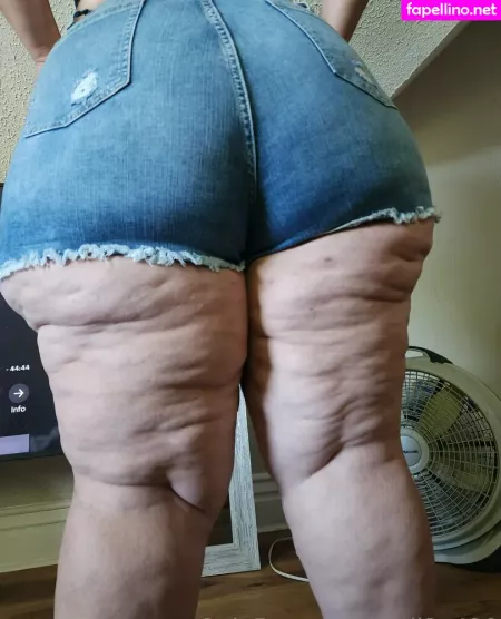 Smil3y420 OnlyFans Thumbnail #q5kc564uwp