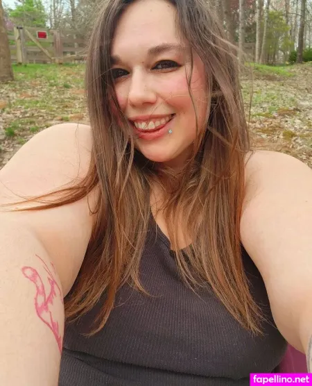 Smil3y420x OnlyFans Thumbnail #VUow8yxcwM