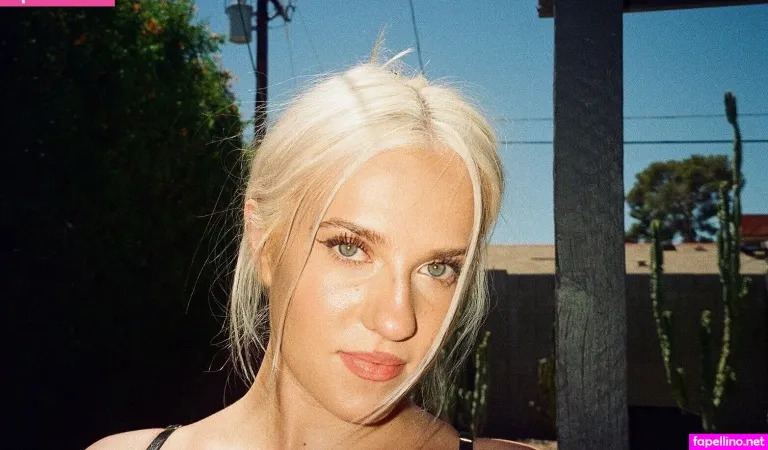 Smileyryley OnlyFans Thumbnail #5t8U3cpv30