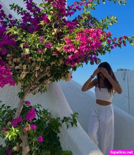 Smillarosaa OnlyFans Thumbnail #vUvuc9NgaY