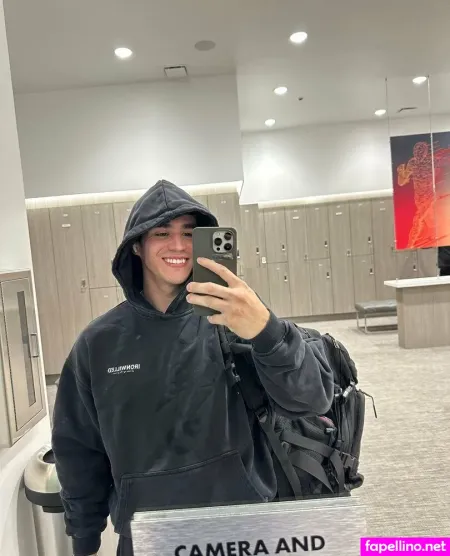 Smith9801 OnlyFans Thumbnail #NuxqsXmzNQ