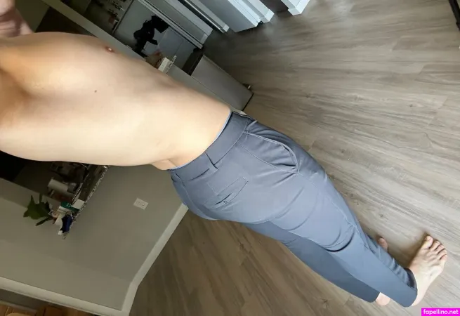 Smith9801 OnlyFans Thumbnail #jsTVYzDCgI