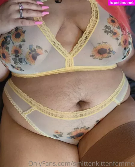 Smittenkittenfemme OnlyFans Thumbnail #p3iMusq0Md