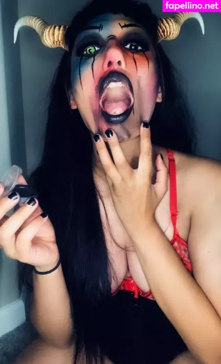 Smittenkittenmeows Free OnlyFans Thumbnail #nJY3gqQ2cM