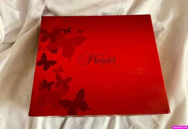 Smoke Bunny F OnlyFans Thumbnail #Im2MWuP28m