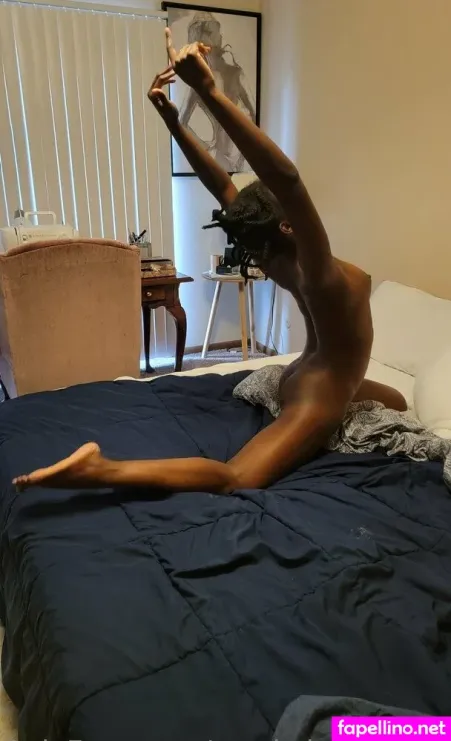 Smokebomb Exe OnlyFans Thumbnail #DM5kwJah9O