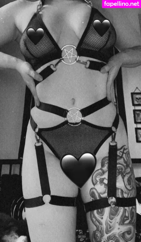 Smokewitch13 OnlyFans Thumbnail #9z6ptVHlCs