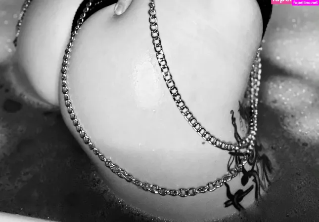 Smokewitch13 OnlyFans Thumbnail #Cap1RLUNt0