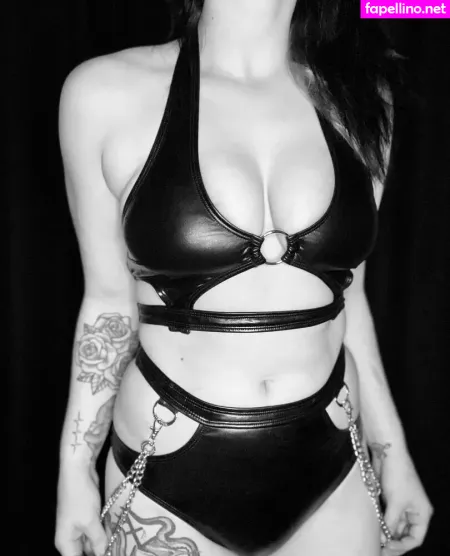 Smokewitch13 OnlyFans Thumbnail #eBB2nINmHv