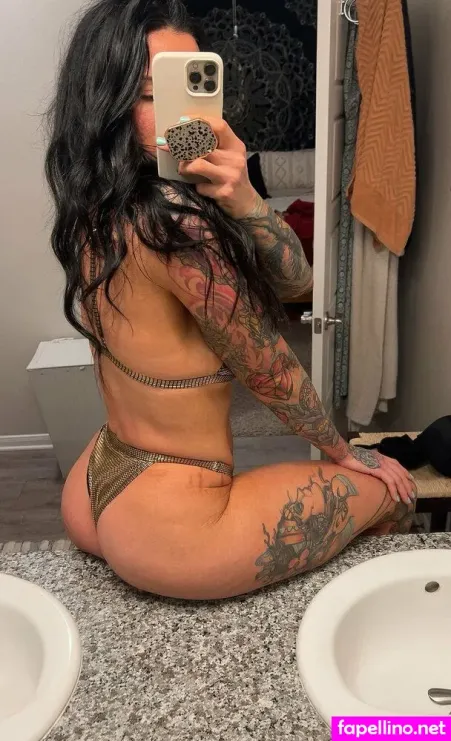 Smokinbabejade OnlyFans Thumbnail #7mVLOeB6dK