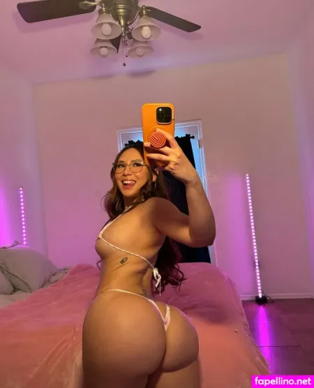 Smokinbikinichef OnlyFans Thumbnail #ztduW1PUI6