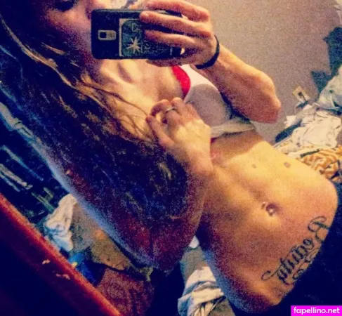 Smoking Babee OnlyFans Thumbnail #8rOgWtA0Js
