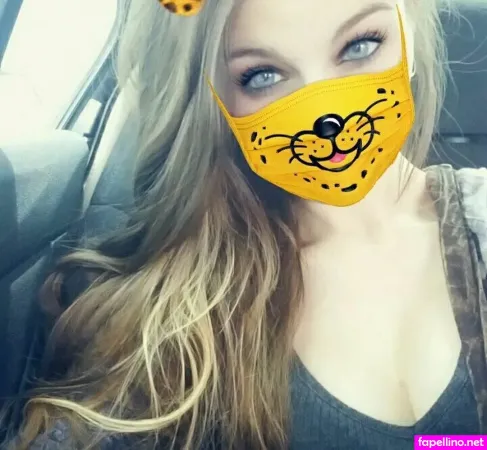 Smoking Babee OnlyFans Thumbnail #OIqZy9QdYi