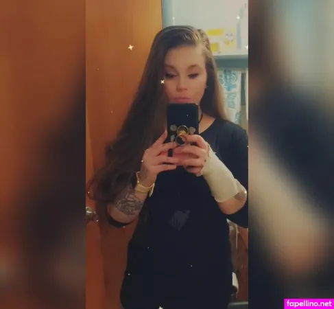 Smoking Babee OnlyFans Thumbnail #SFB0Hq8wN5